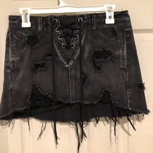 Distressed mini skirt